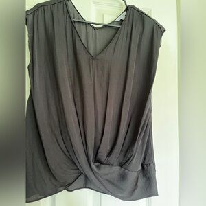 Gray twist front silky top